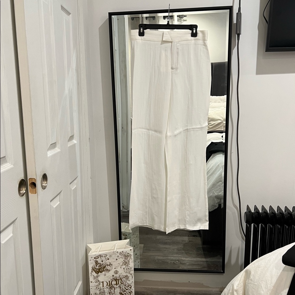 Zara pants - Picture 3 of 3